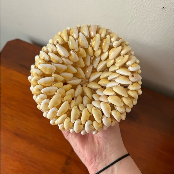 Extra large Polynesian shell vase - Picture 7 of 7